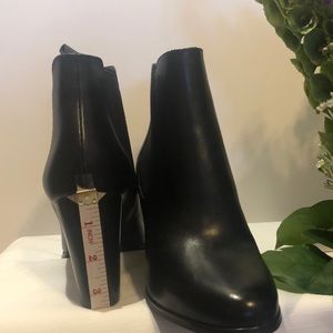 Michael kors Lottie Bootie Leather